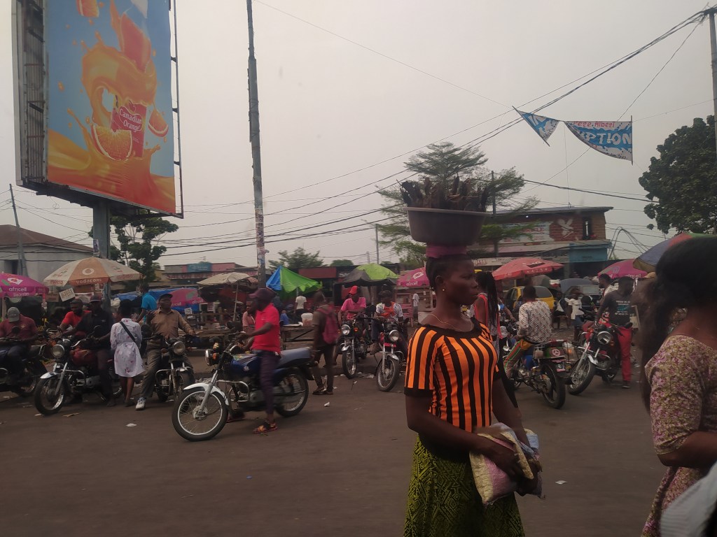 PENSER UNE TAUTOLOGIE