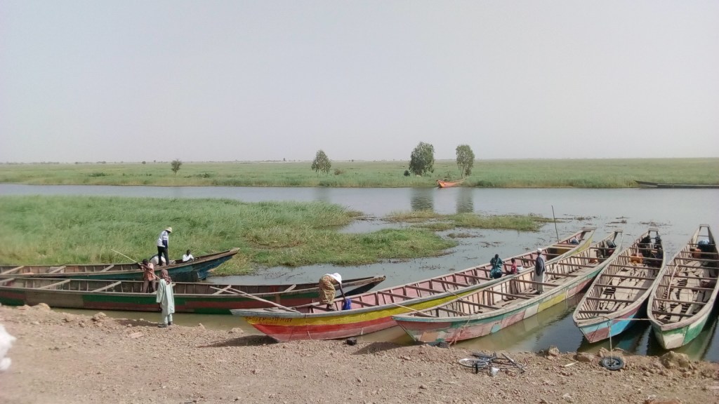 COMME UNE BOUSSOLE QUI NOUS PERMET D&rsquo;ALIGNER LES&nbsp;PHRASES